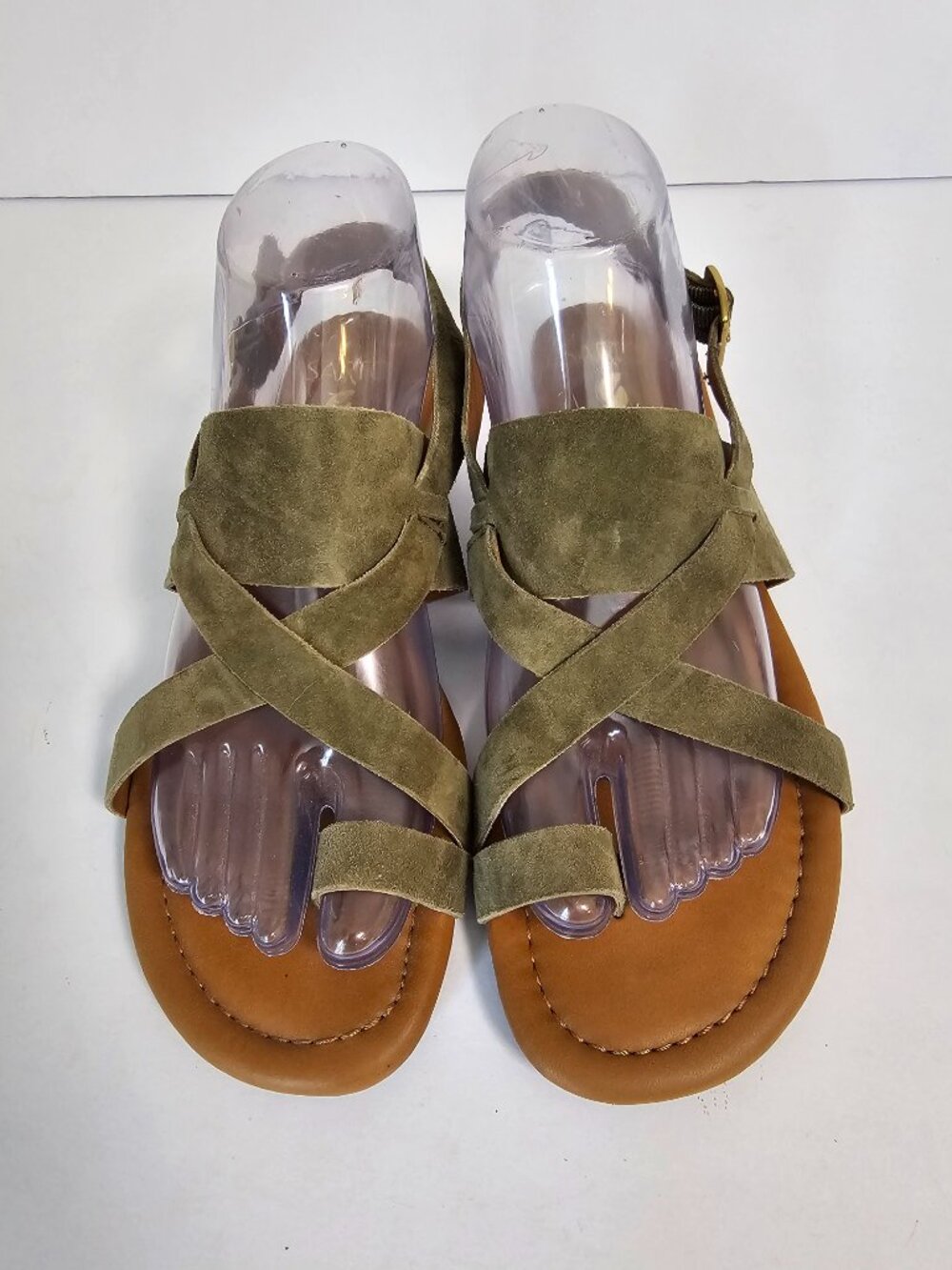 Franco Sarto Sandals Gia Olive Green Suede Boho Buckle Toe Loop 8.5 - Picture 2 of 10
